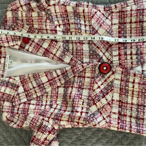 St. John jacket and skirt suit. - Picture 8 of 14